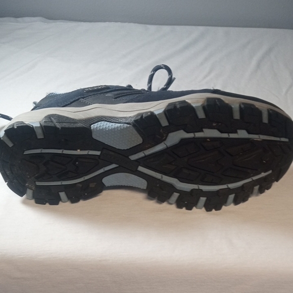 Sketchers Women's Waterproof Outdoor Blue/Black Hiking Shoes Size 7 Wide Width - Picture 6 of 9
